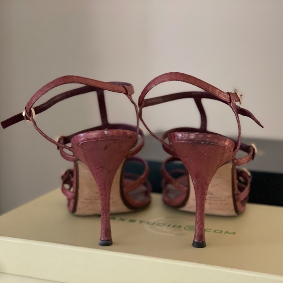 Max Studio, Gladiator High Heel Sandals - Fuchsia/Metallic Snake, size 8 - Picture 2 of 4